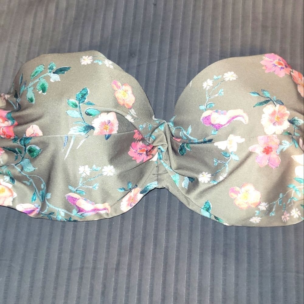 🌴H&M Swim Top